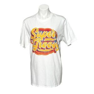 Port and Company Super Groovy Graphic T-Shirt Size Medium White